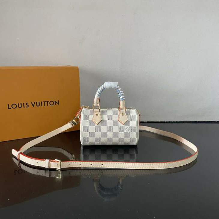 Picture of Louis Vuitton Handbags _SKUfw237148584fw